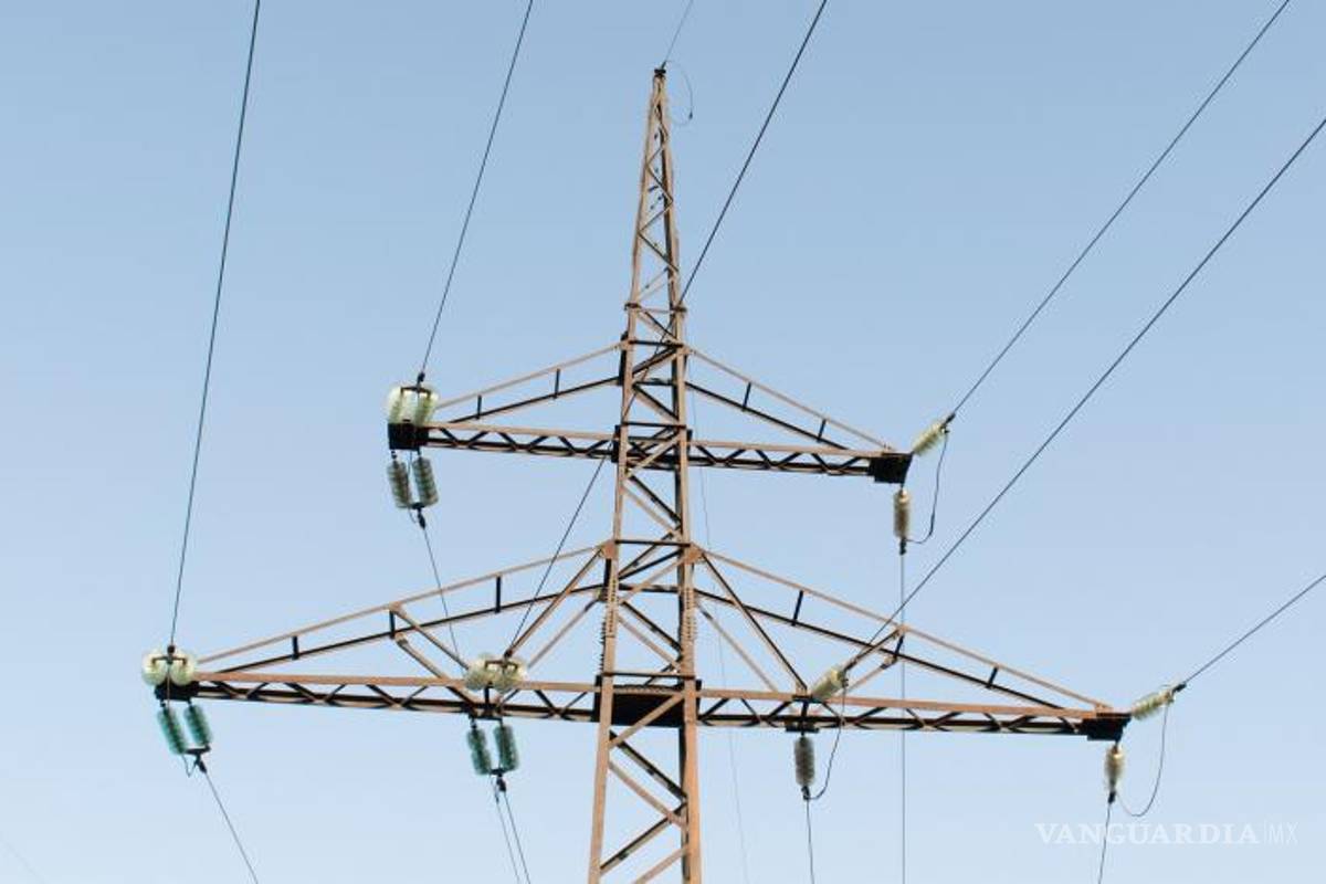 Reforma eléctrica de AMLO no va contra la &quot;competencia legítima y equitativa&quot;: Morena