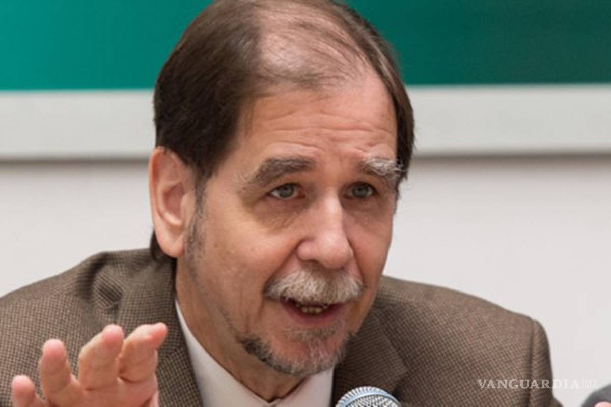 Basave cuestiona a AMLO por consulta: ¿y Luis Echeverría?