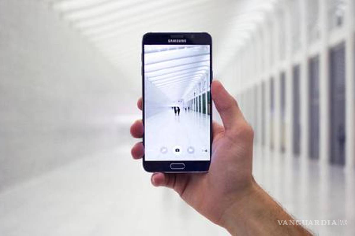 El Galaxy S7 sólo se vendería con pantalla curva