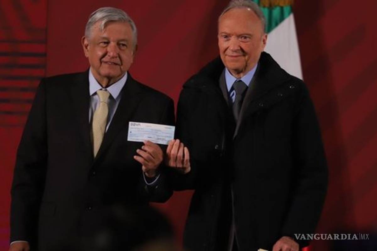 Cheque entregado a AMLO por Gertz Manero no tenía fondos, aseguran