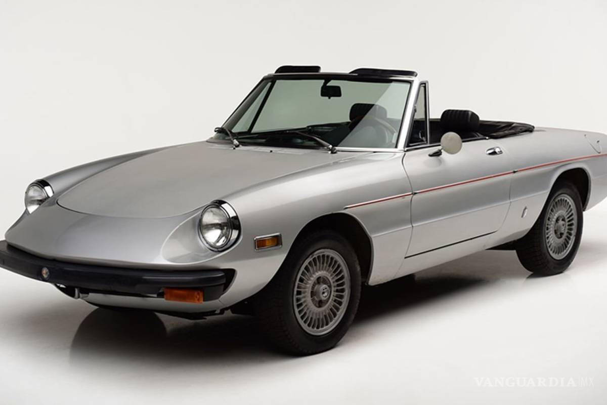Tú podrías ser el dueño del Alfa Romeo Spider de Muhammad Ali