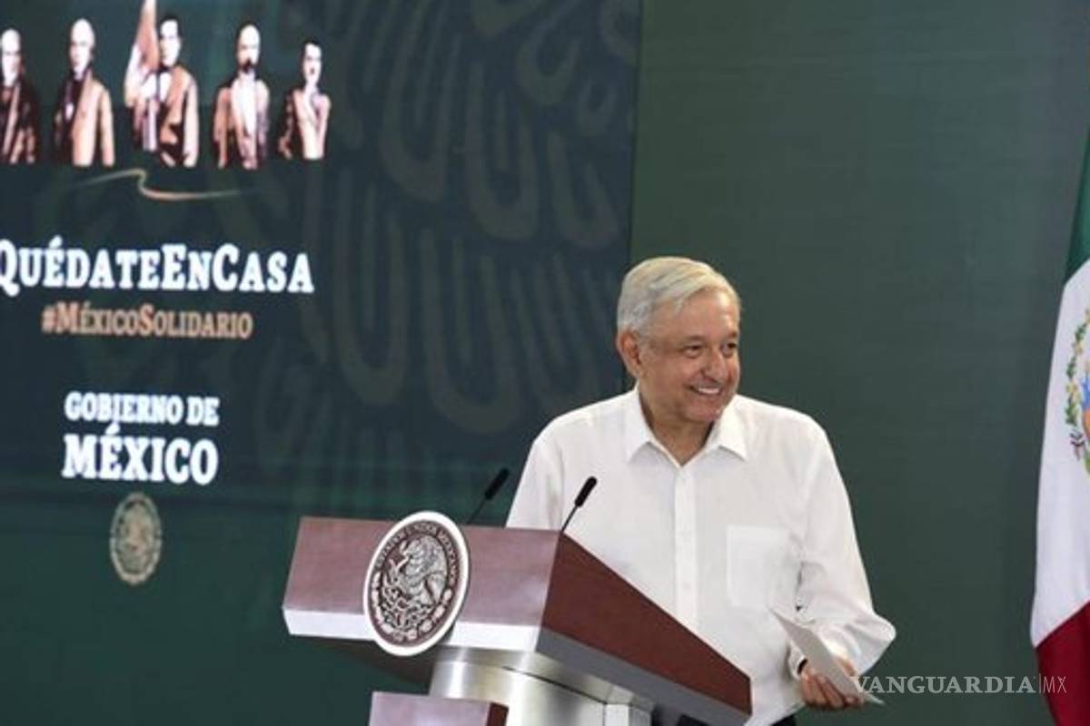 Medios, periodistas, activistas y ONGs exigen a AMLO no estigmatizar su labor