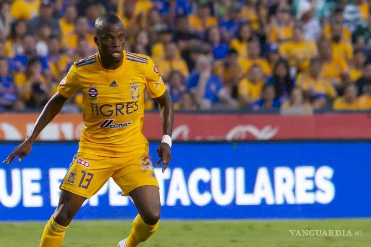 Hija de Enner Valencia está en hogar temporal, luego de que arrestraran a su madre por abuso infantil