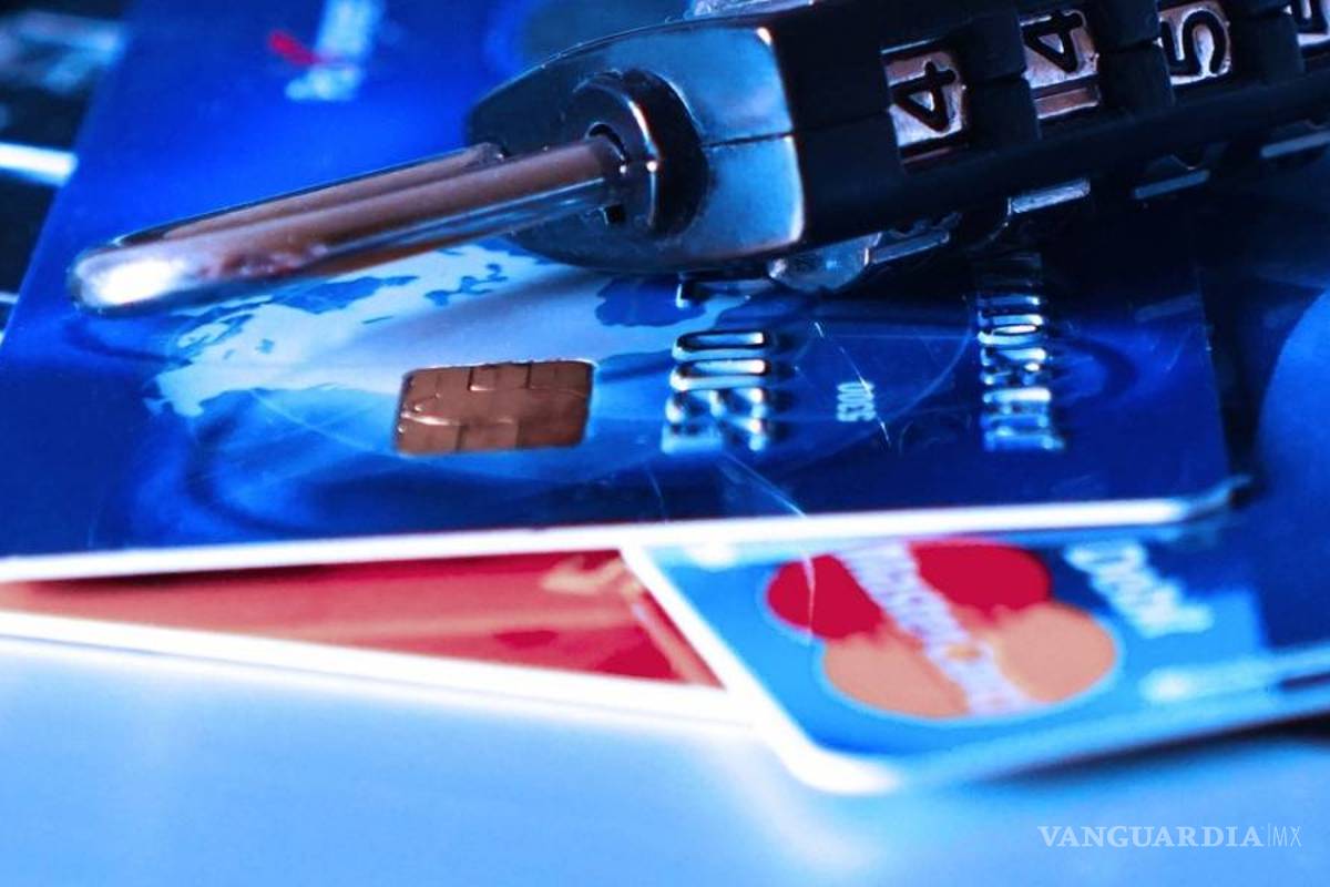 Alertan posible ciberataque a bancos; afectan a sistema de bitcoins