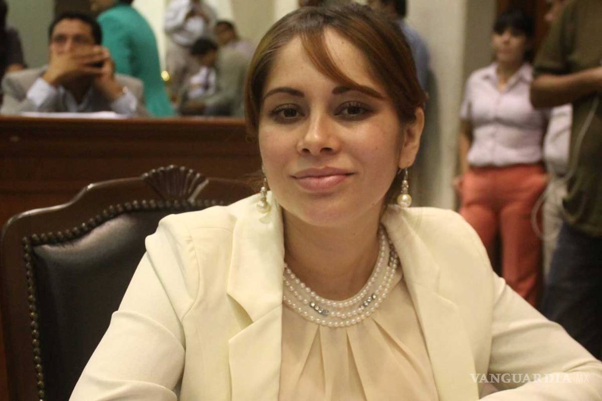 Detienen a 'chapodiputada' al intentar pedir asilo político en EU