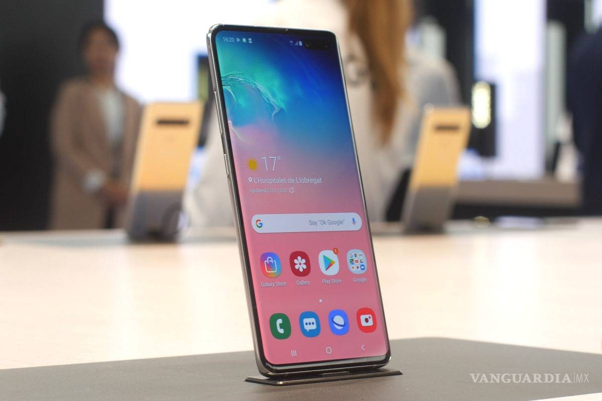 Samsung se adelanta y lanza Galaxy S10 con 5G en Corea del Sur