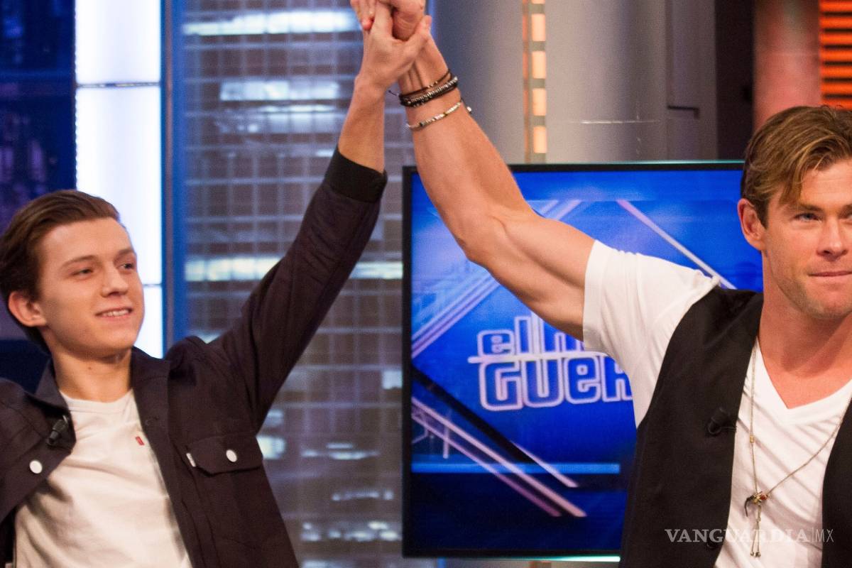 Iron Man y Thor aconsejan a Spider-Man