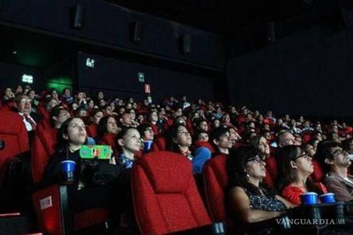 Canacine busca protocolos para abrir salas de cine