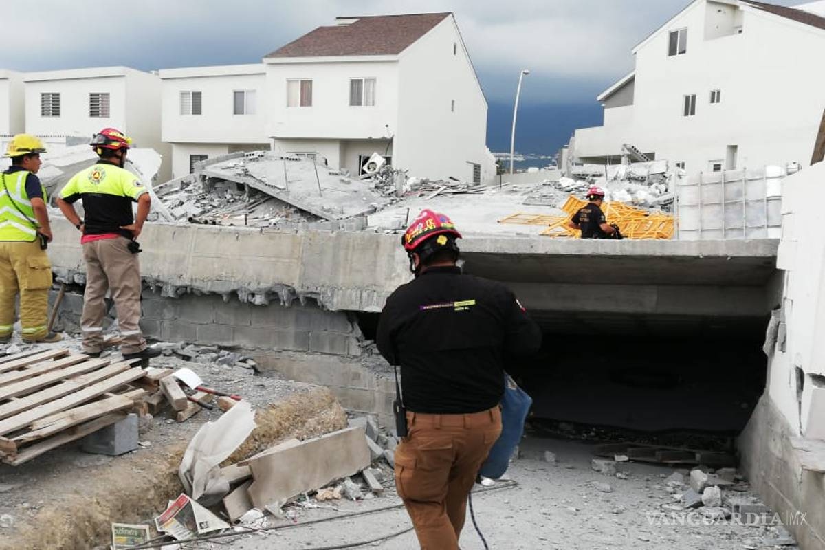 Siete fallecidos tras derrumbe de edificio en Cumbres de Monterrey