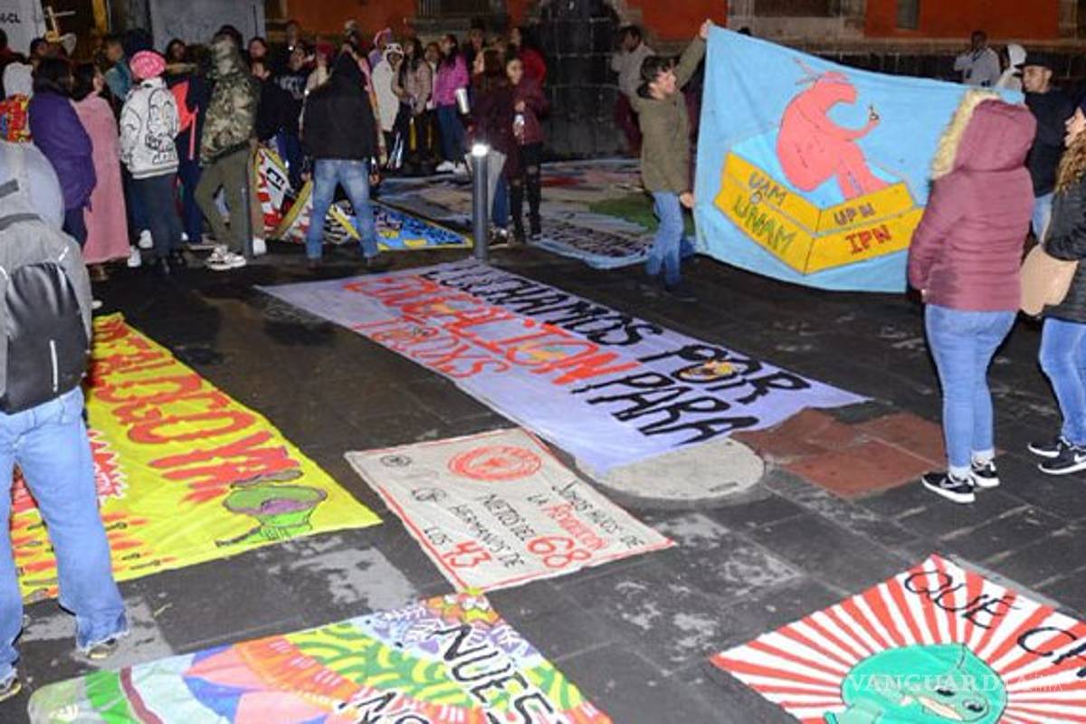 Rechazados de UNAM, IPN y UAM piden a AMLO que cumpla y elimine exámenes de admisión