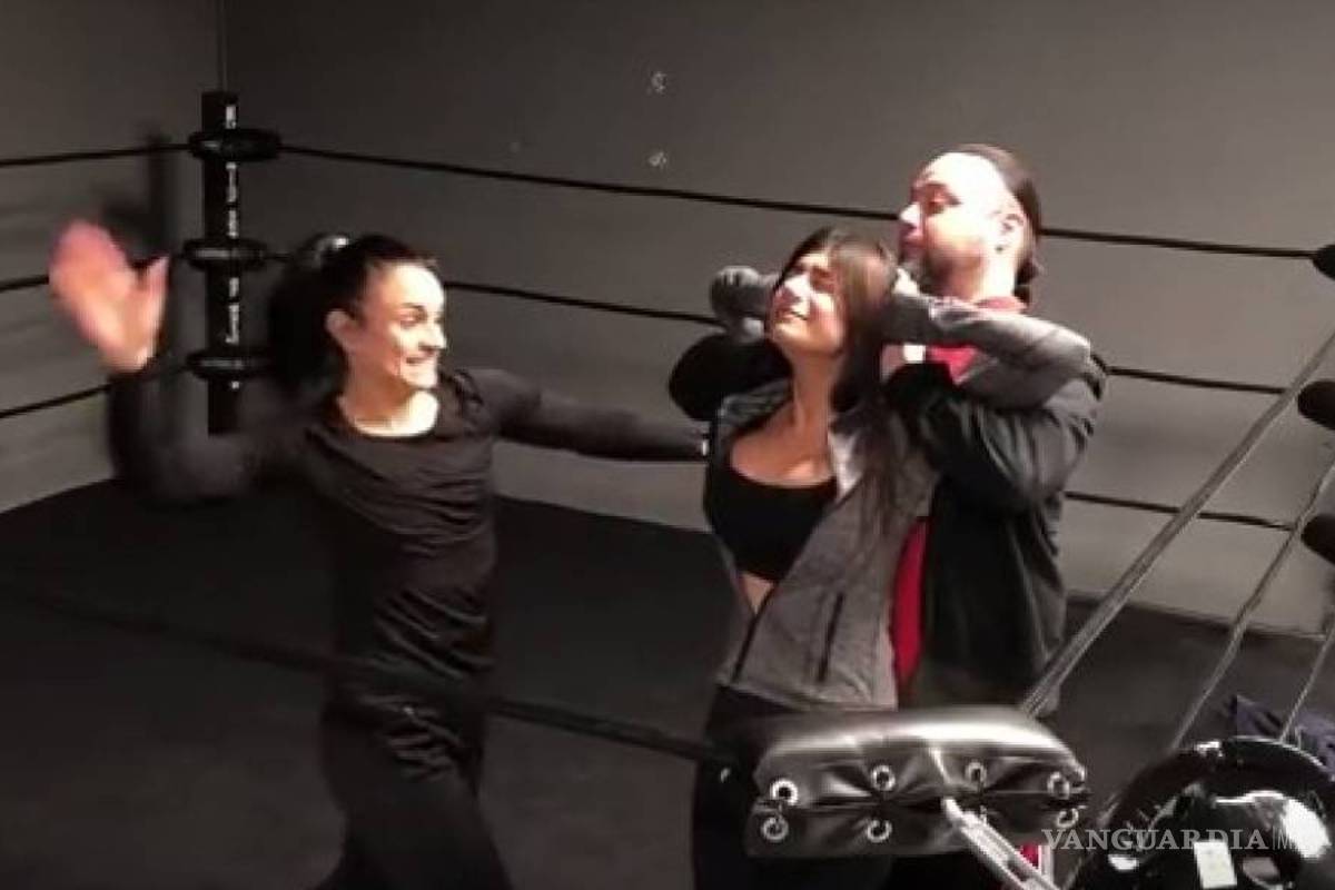 Mia Khalifa recibe ‘pierrotazo’ al decir que la lucha libre era falsa