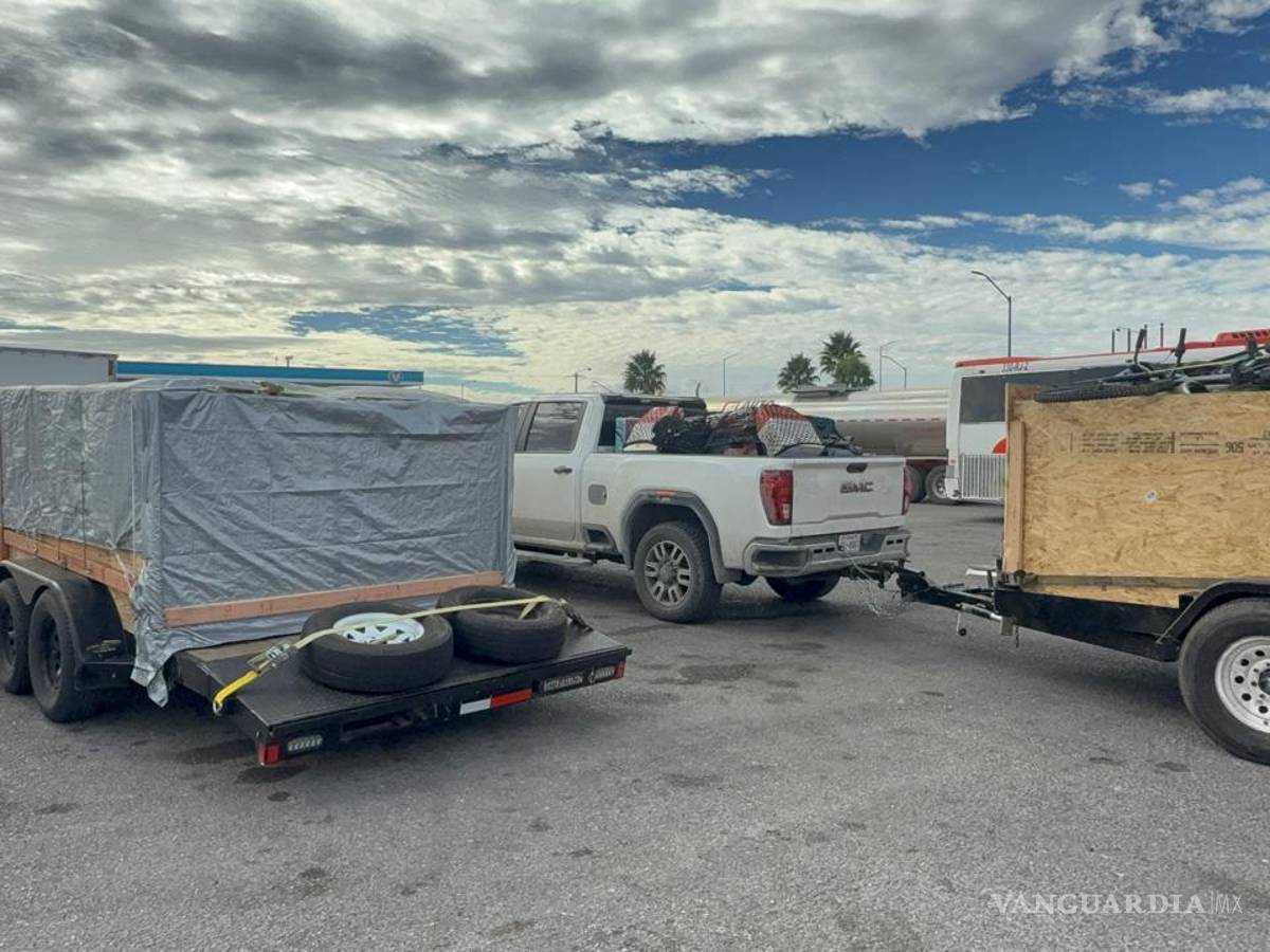 $!Más de 3 mil 100 vehículos circularán por la carretera federal 57, una de las principales rutas de tránsito para connacionales que regresan a México en temporada decembrina.