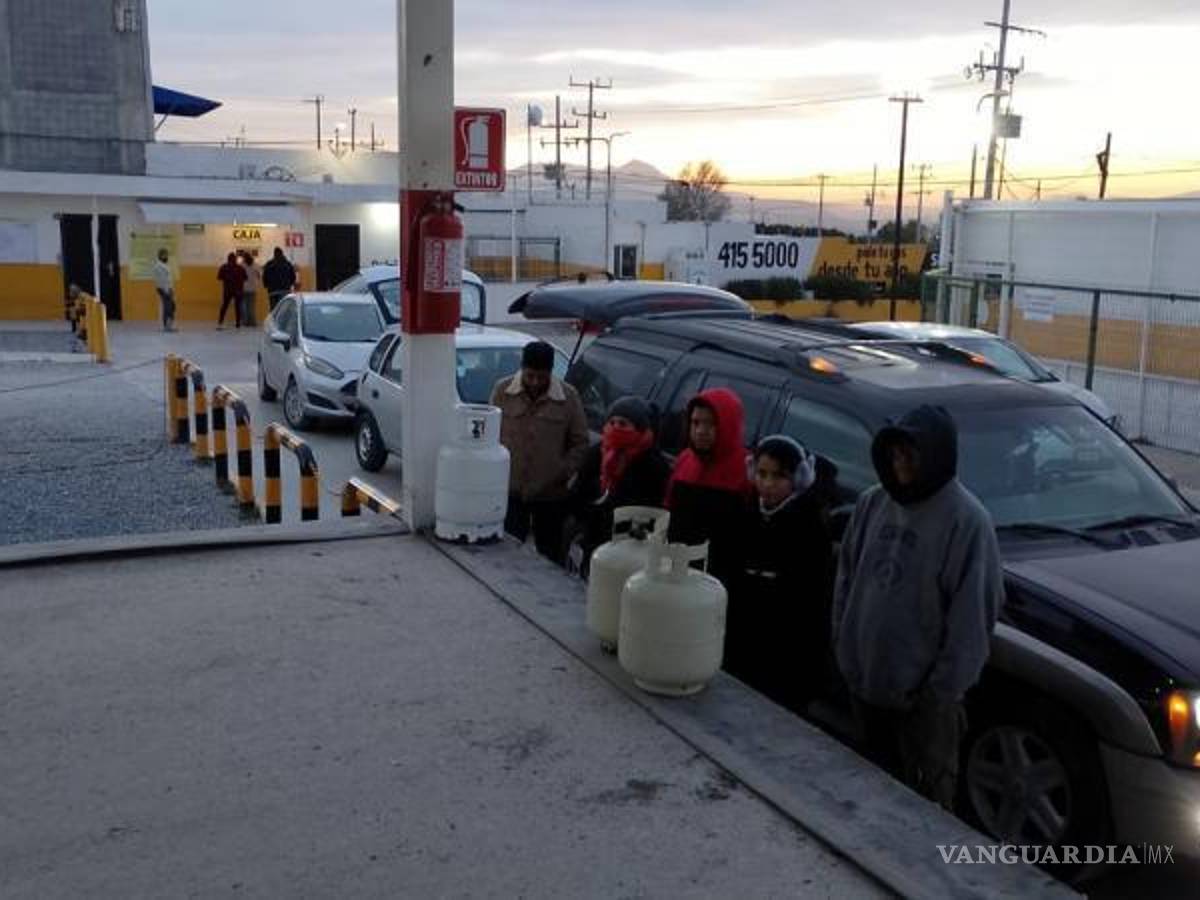$!El frente frío número 21 y la segunda tormenta invernal de la temporada ocasionan temperaturas mínimas de hasta -2°C en Saltillo.