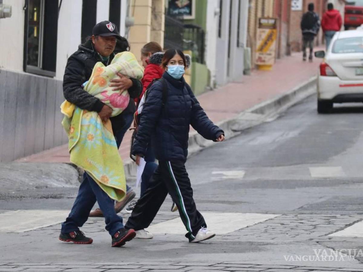 $!Los cambios de temperaturas generan mayor riesgo de enfermarse de las vías respiratorias, al haber menos ventilación en lugares cerrados.