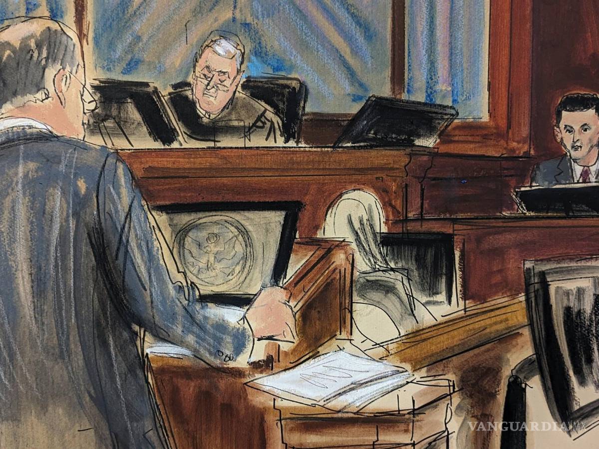 $!El fundador de FTX, Sam Bankman-Fried (d) es interrogado por su abogado, Mark Cohen, durante su juicio en el tribunal federal de Manhattan.