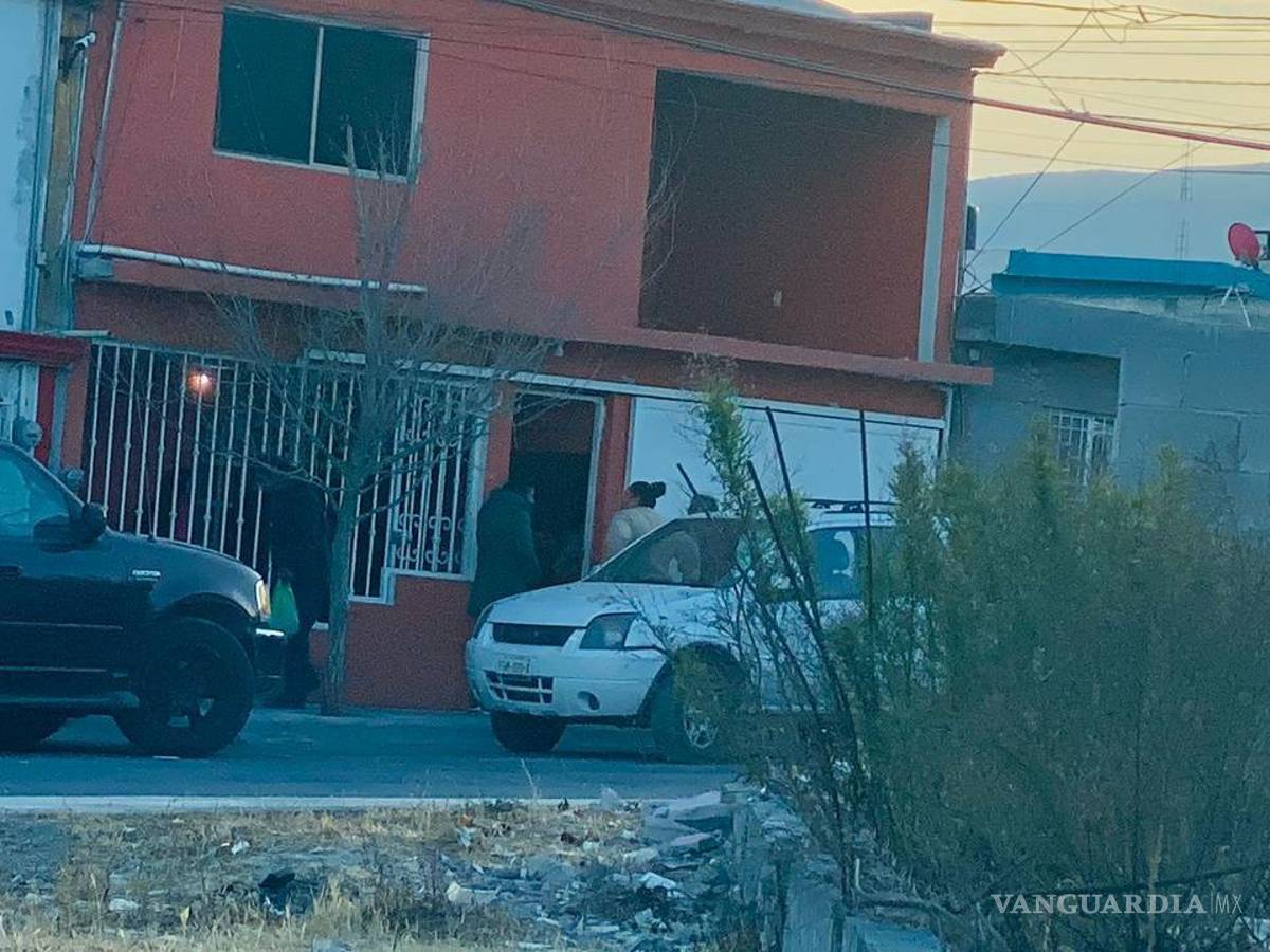 $!Se dio aviso a las autoridades ministeriales, arribando personal de la Agencia de Investigación Criminal de la Fiscalía General del Estado