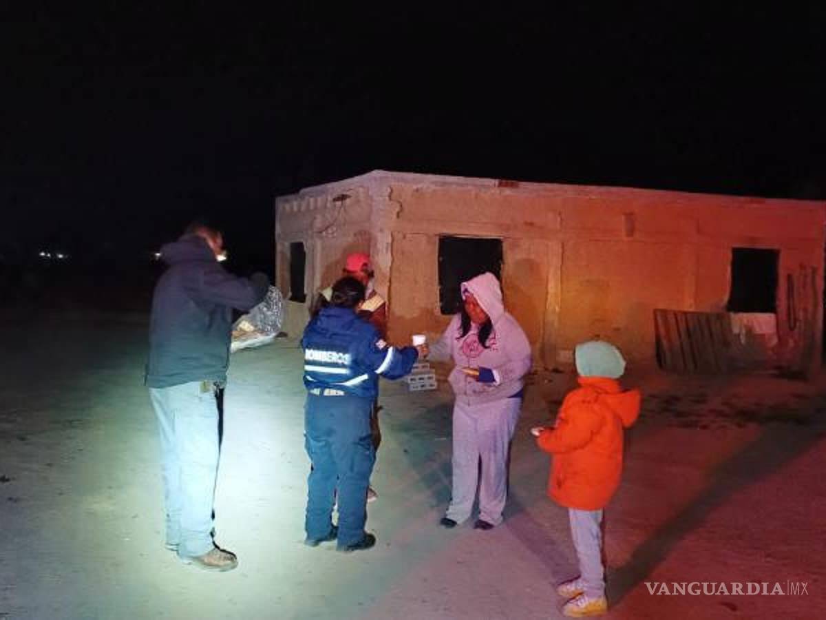 $!Las bajas temperaturas obligaron a tomar medidas para soportar el frío.