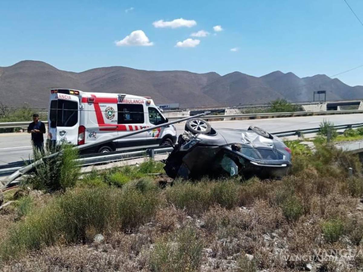 $!El conductor dijo provenir desde Torreón, su destino era Monterrey.