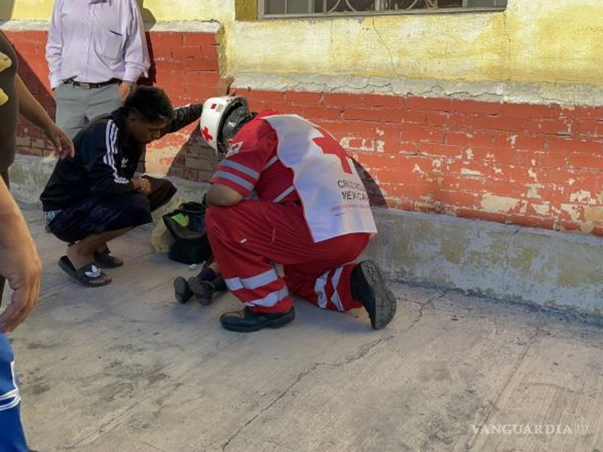 $!La madre fue quien recibió el golpe, mientras que la menor resultó con heridas leves.