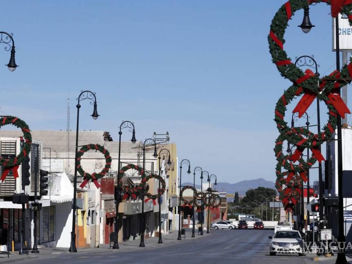 $!Decoración navideña en la calle Ignacio Allende.