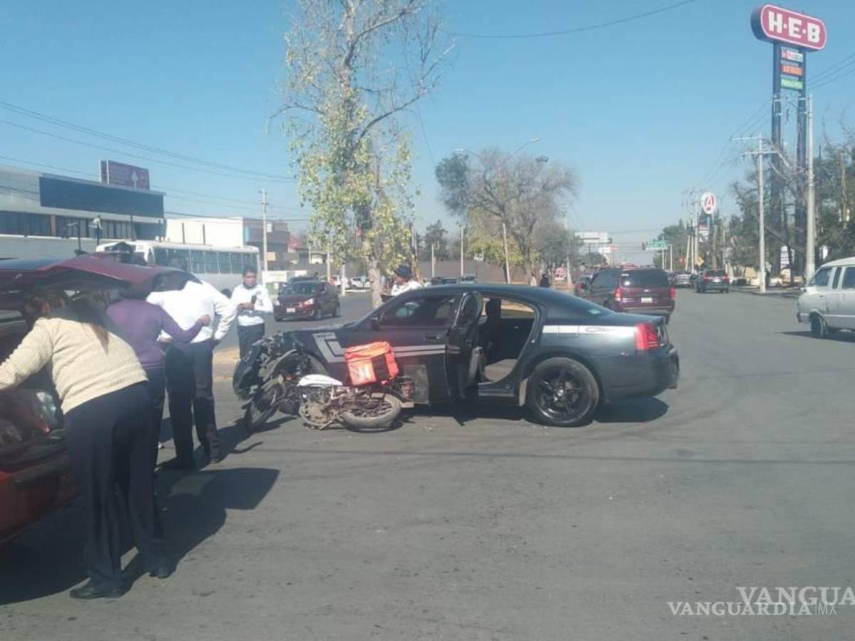 $!Al lugar acudieron paramédicos de Cruz Roja.