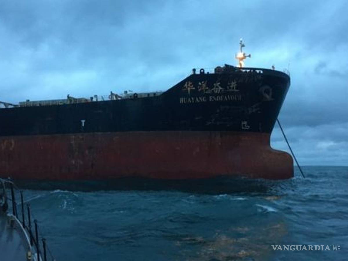 $!Chocan dos barcos en el Canal de la Mancha; reportan saldo blanco