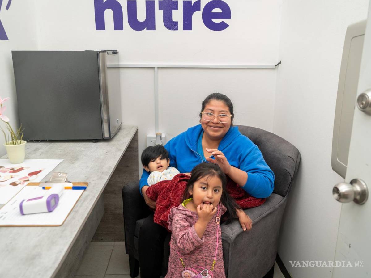 $!La señora Paola Gómez Alegría fue quien estrenó el “Lactario con amor”.