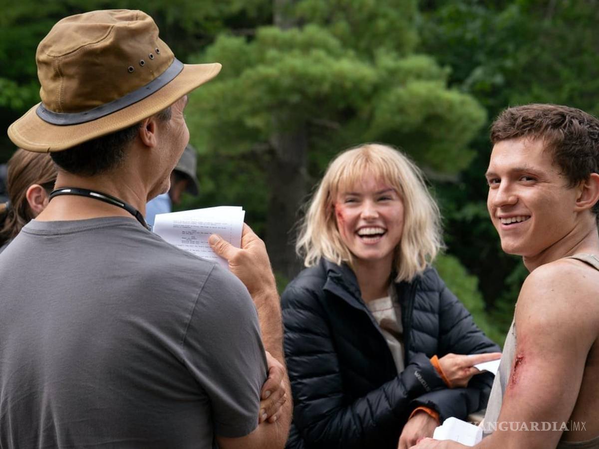 $!¿Un mundo sin mujeres? La reflexiva premisa de ‘Caos: El Inicio’, la nueva cinta de Tom Holland y Demián Bichir
