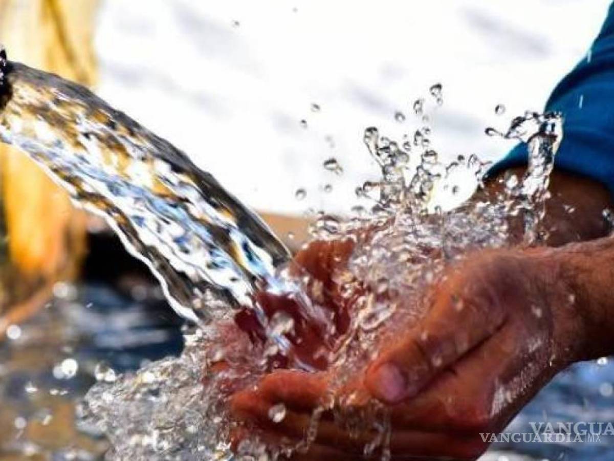 $!Aguas de Saltillo no ha tenido ningún acercamiento de colonos o la propia asociación para sumarse a su red de servicio.