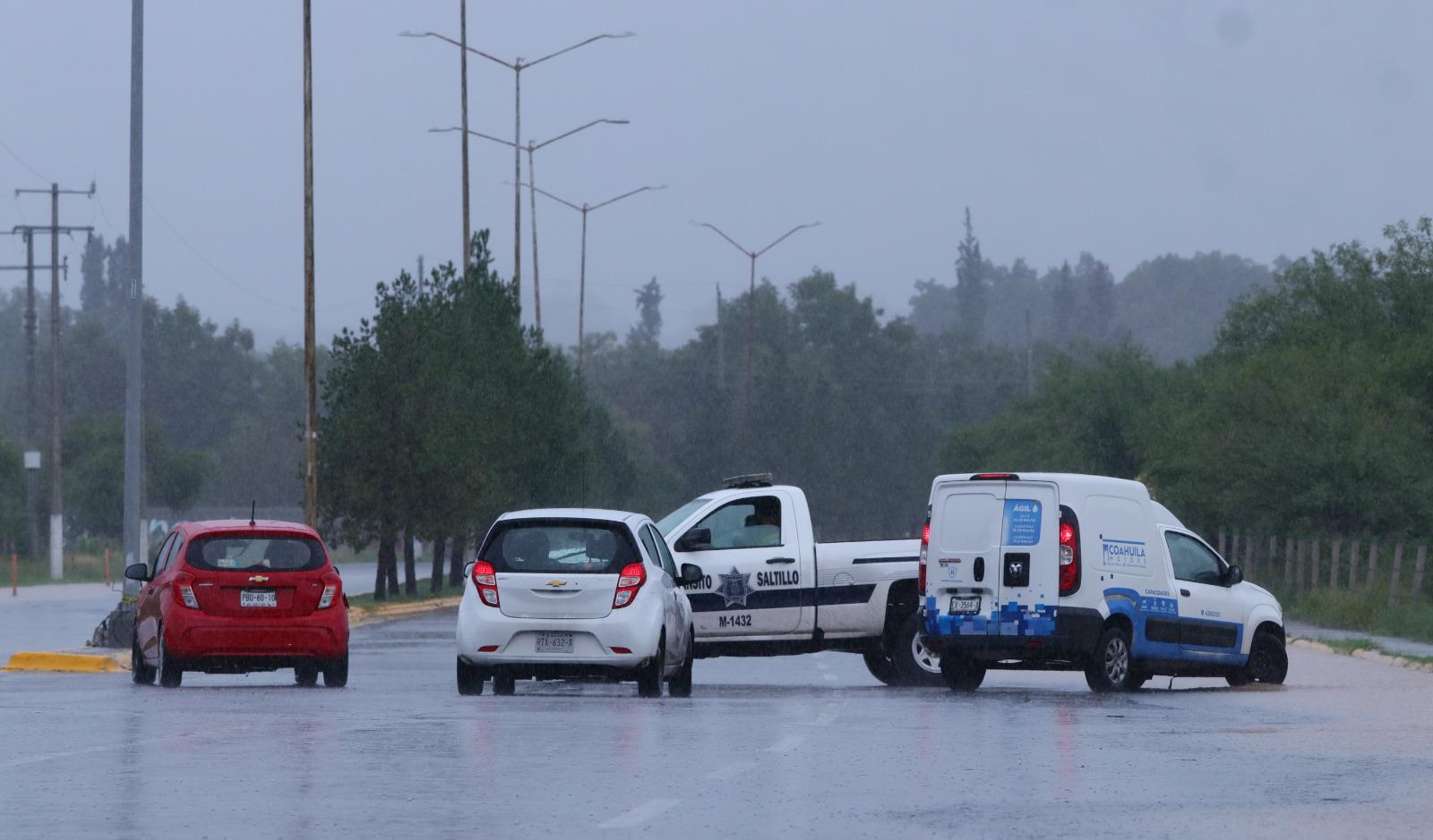 $!Oootra vez lluvias desatan caos en Saltillo y la Región Sureste; reportan a tres desaparecidos en Ramos Arizpe