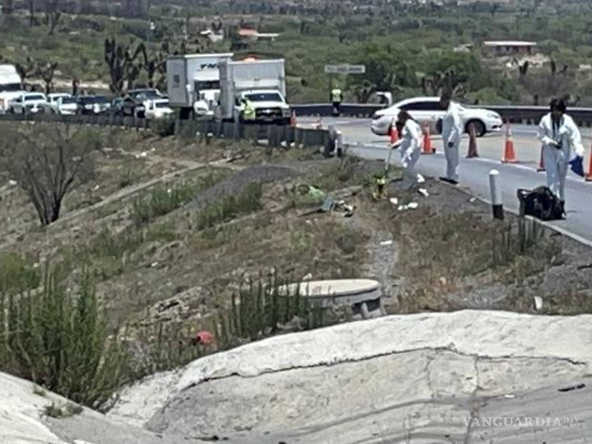 $!El cuerpo fue localizado mutilado fuera de la cinta asfáltica.