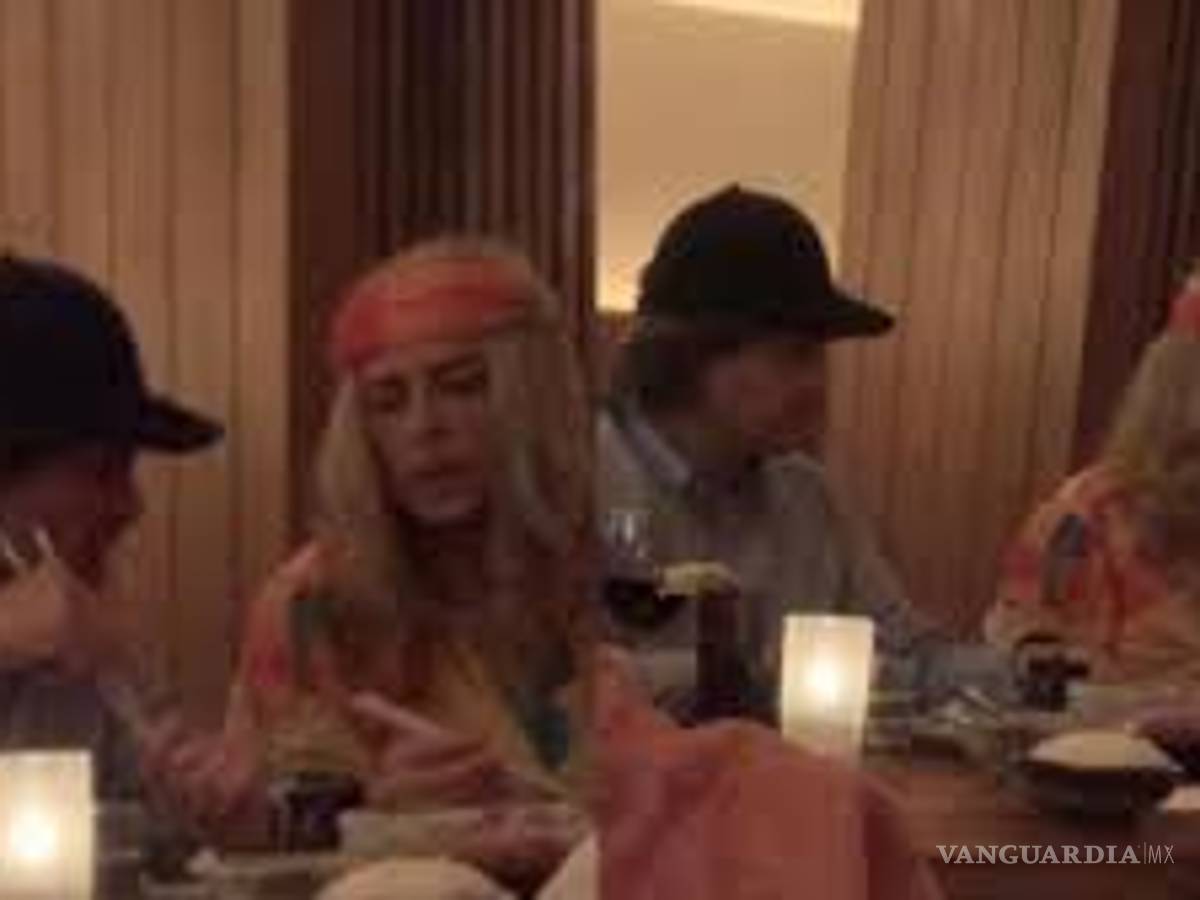 $!Mientras EPN se ‘camufla’ en disfraces, Angélica Rivera es vista en lujosas tiendas de EU