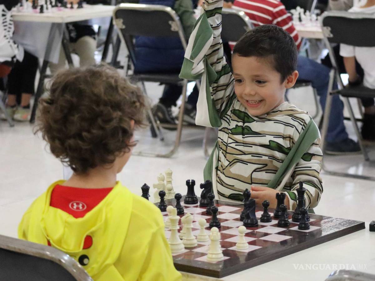 $!La emoción se sentía en el aire mientras los pequeños ajedrecistas se preparaban para sus partidas.