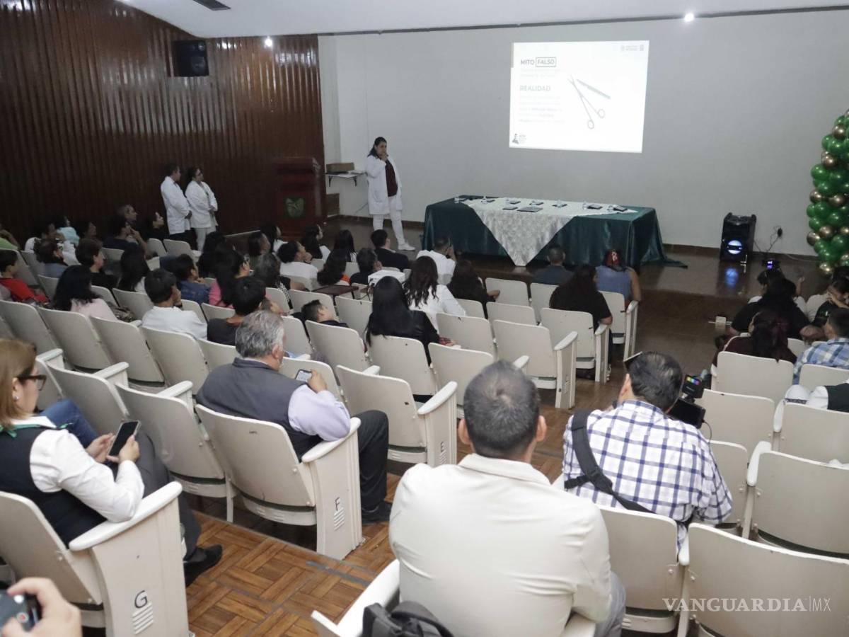 $!Se entregaron reconocimientos a diez familias que decidieron donar órganos, contribuyendo a salvar vidas.