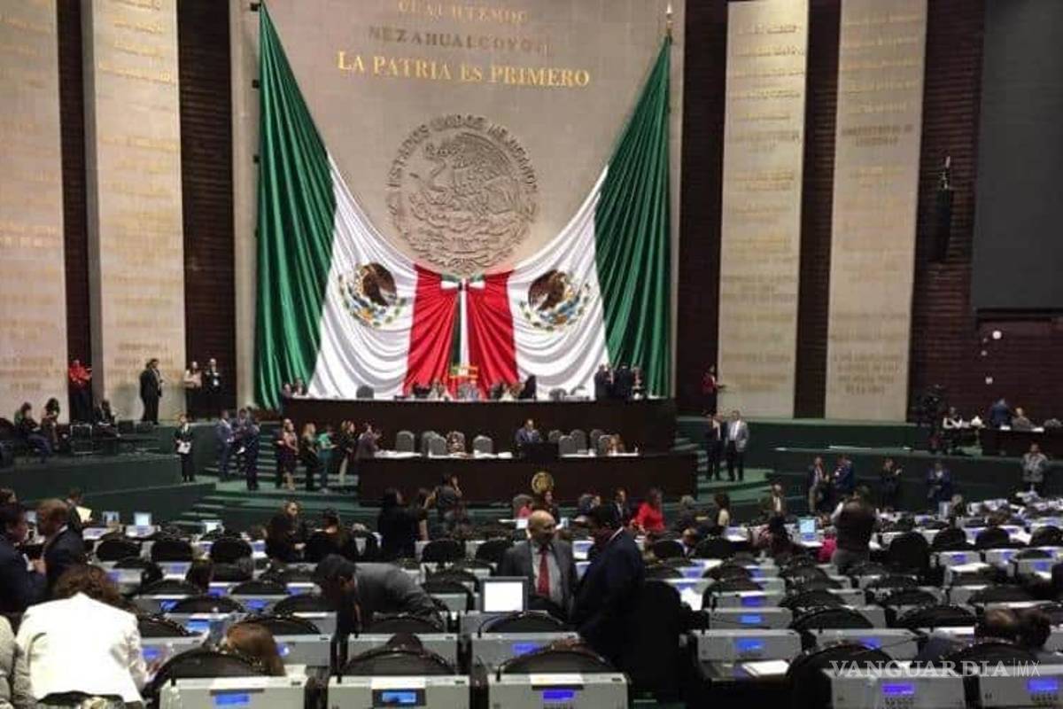 $!Aumentarán salarios de trabajadores federales que ganen menos de 20 mil pesos: AMLO