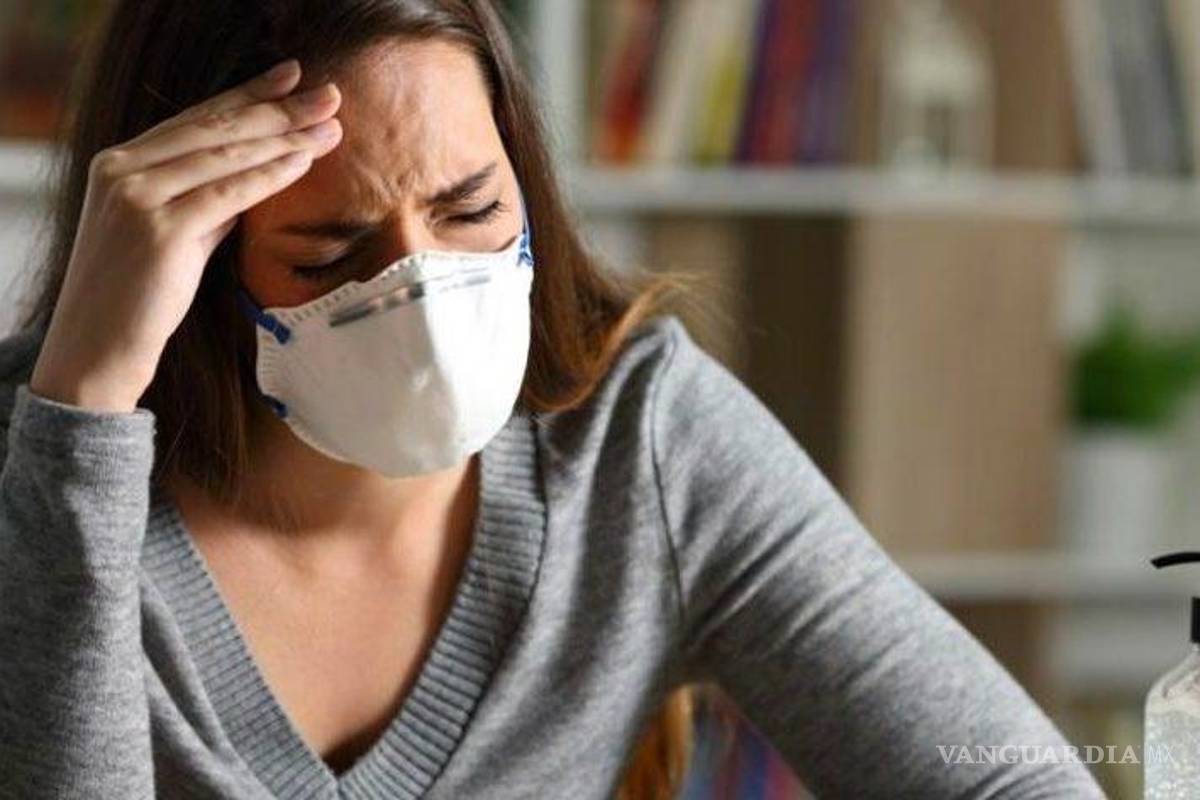 Revelan que personas infectadas con cepa original de COVID-19 tuvieron más síntomas persistentes