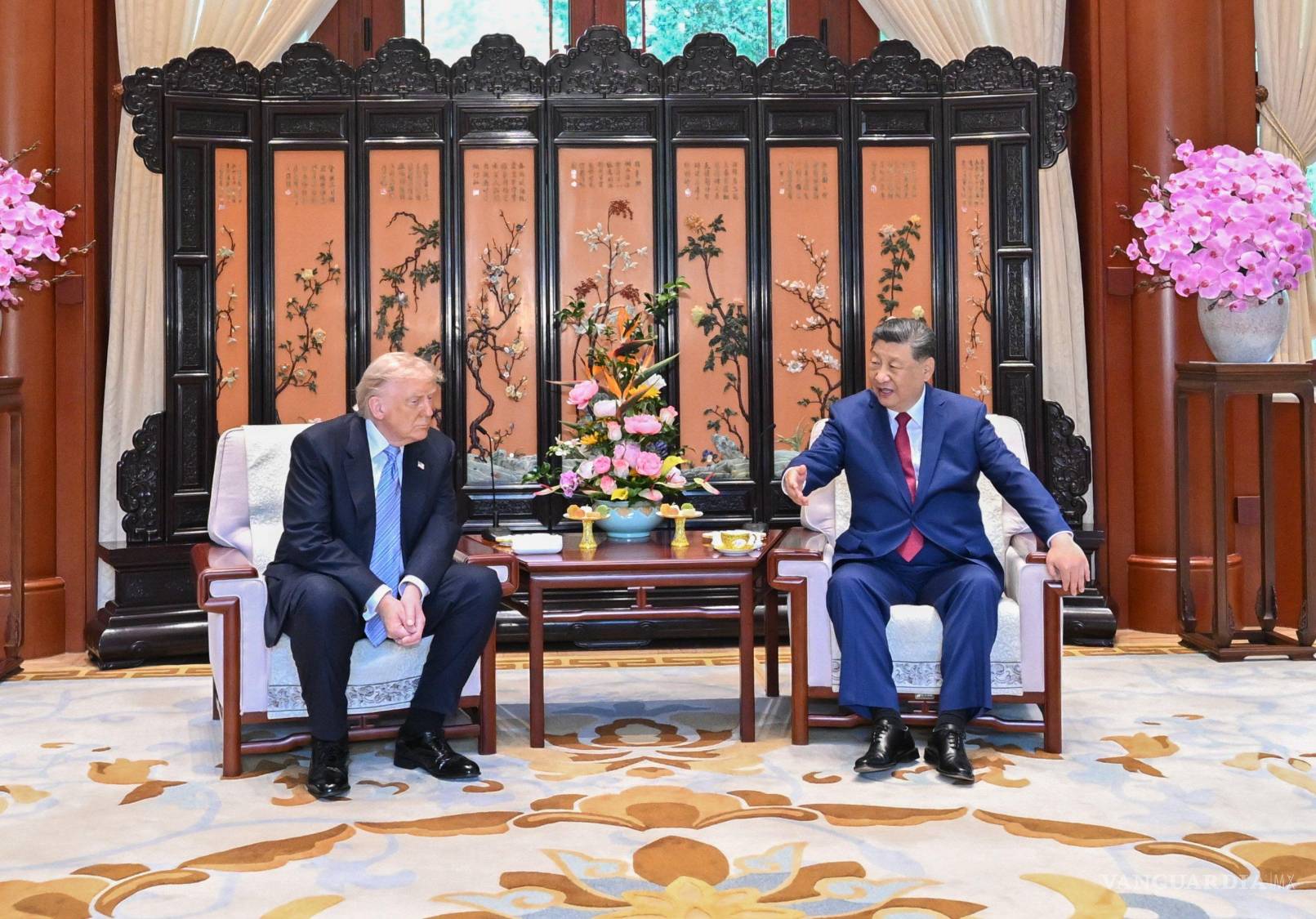 $!El presidente de EU Donald Trump en un encuentro con el mandatario chino, Xi Jinping en Zhongnanhai, Pekín.