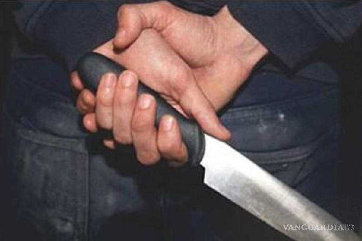 Ebrio asesina a su esposa en bar de CDMX