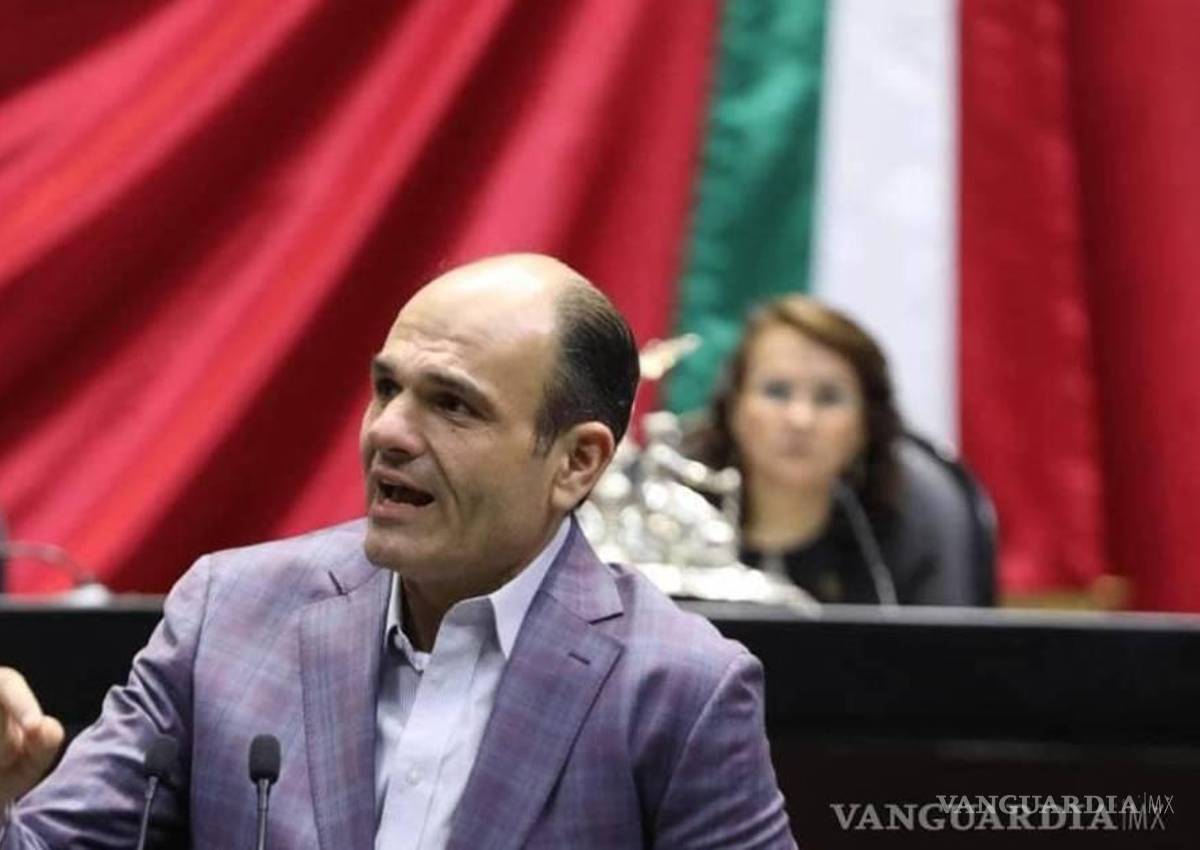 $!El diputado federa por Coahuila, Jericó Abramo, dijo que están listos para defender los intereses de la entidad.