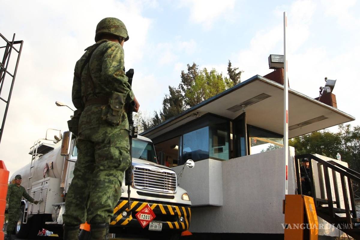 5 mil militares vigilan 6 mil kilómetros de ductos “críticos” de Pemex