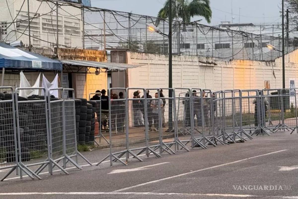 Enfrentamiento entre bandas deja 17 presos muertos en una cárcel de Ecuador