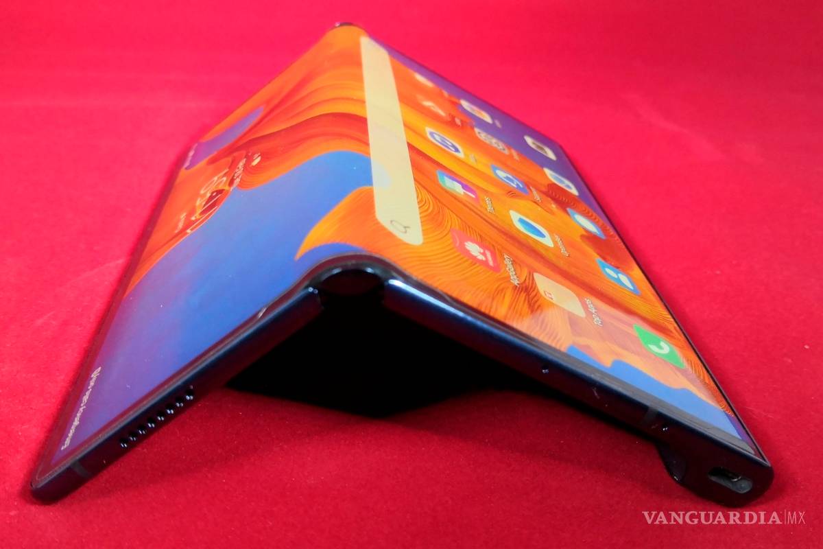 Con el Mate Xs Huawei busca competirle mercado a Samsung y Motorola