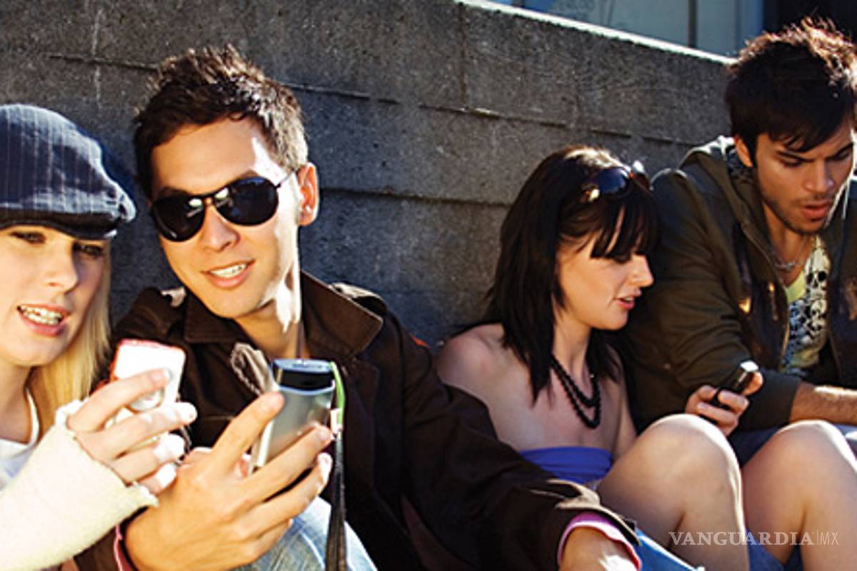 Mayoría de millennials mexicanos son solteros, sin hijos y viven con sus papás, de acuerdo a estudio