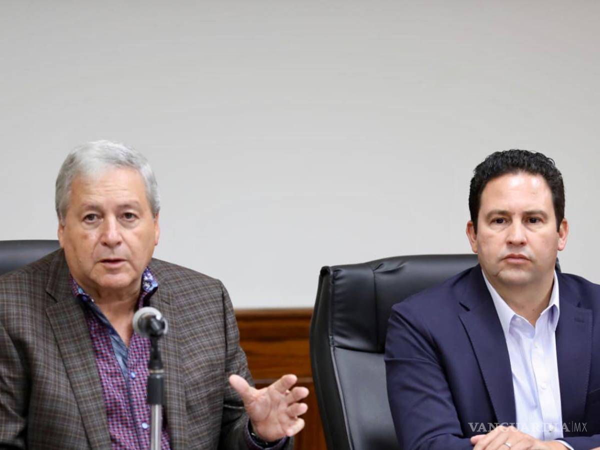 $!El alcalde electo Javier Díaz destacó su compromiso de iniciar su gestión con proyectos y programas que fortalezcan la economía y el bienestar de la ciudadanía.