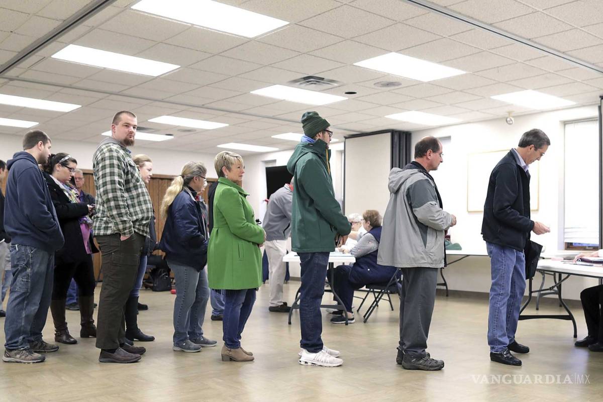 Wall Street cierra en 'verdes' en supermartes