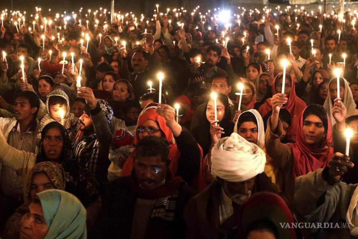 Pakistán conmemora primer aniversario de masacre en escuela Peshawar