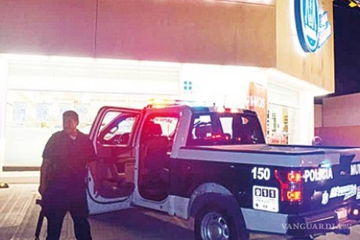 Asaltan farmacia en Fundadores