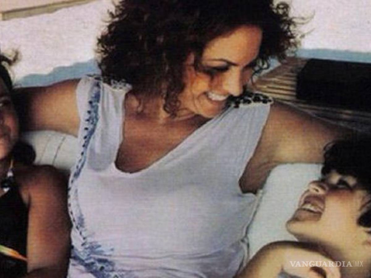 $!Lucero muestra como luce su bella hija a sus 12 años