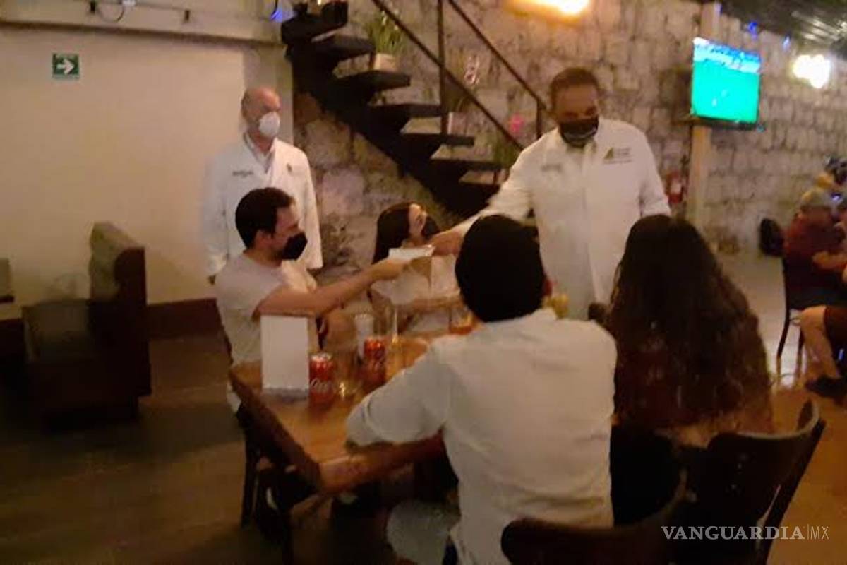 Suspenden 13 antros y bares en Nuevo León por incumplir protocolos