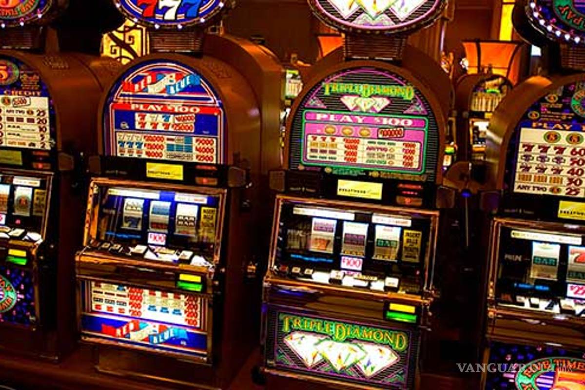 Mujer gana 10,7 millones en tragamonedas de Las Vegas